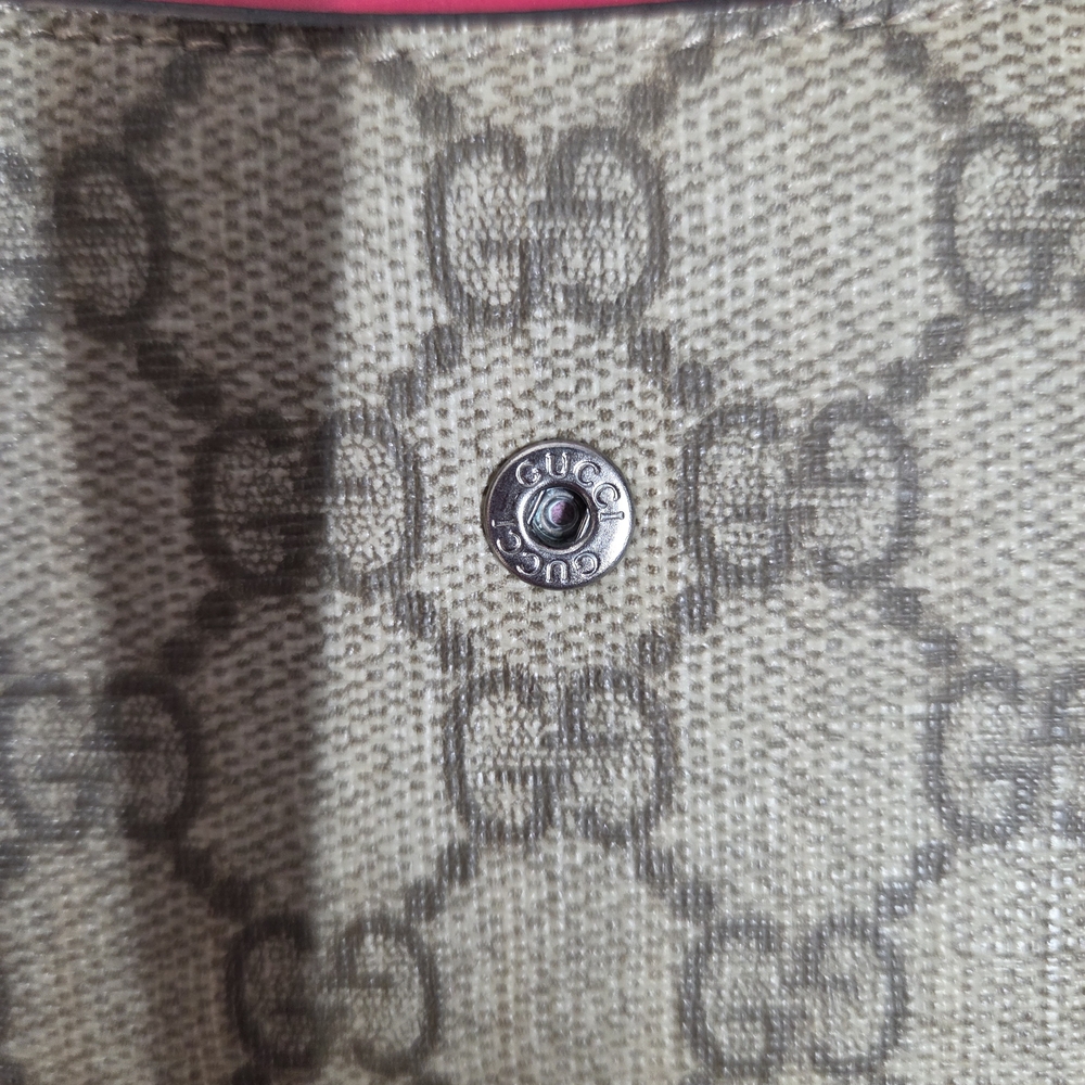 Gucci Beige Wallet with - Picture 13 of 14